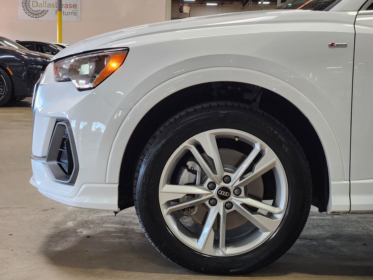 Audi Q3 photo 5