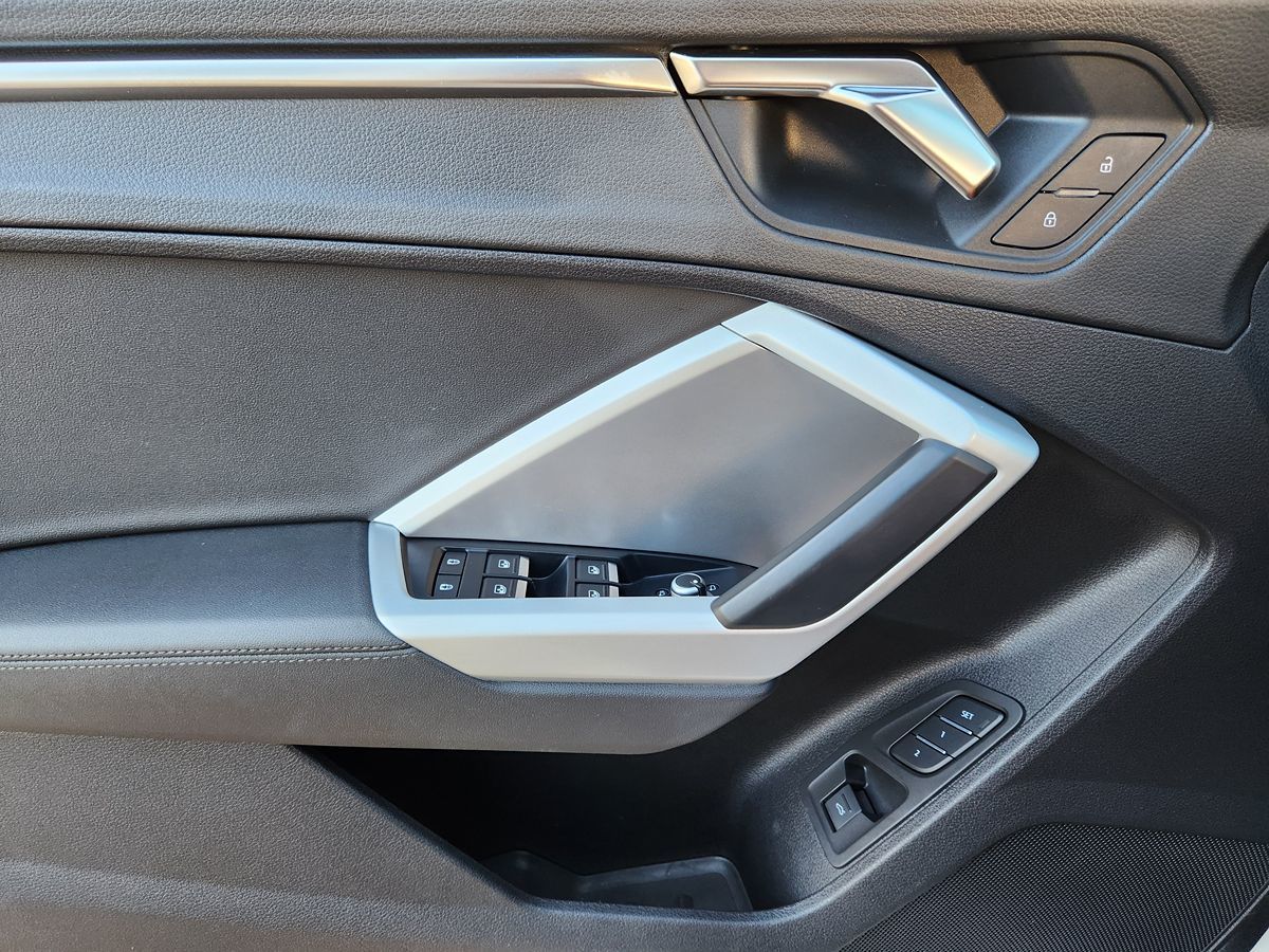 Audi Q3 photo 44