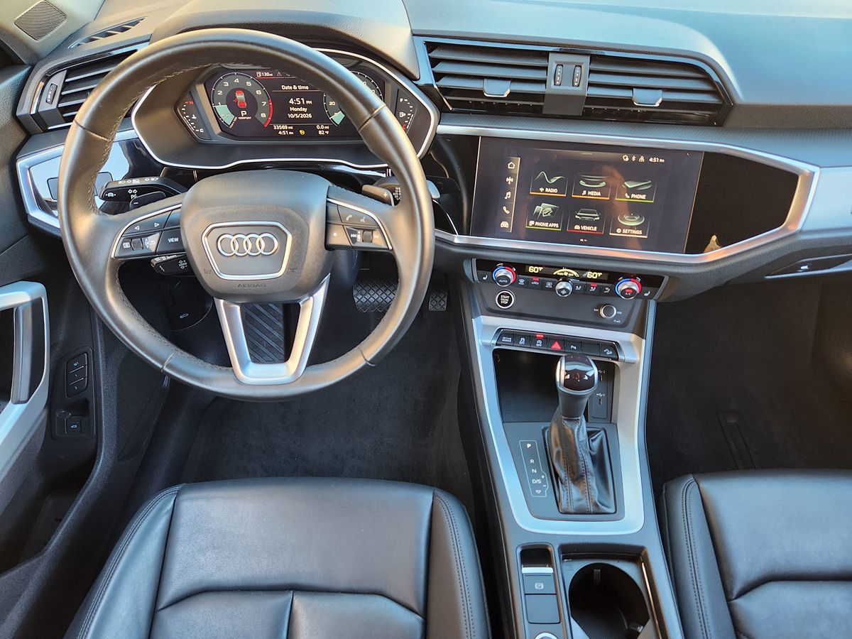Audi Q3 photo 49