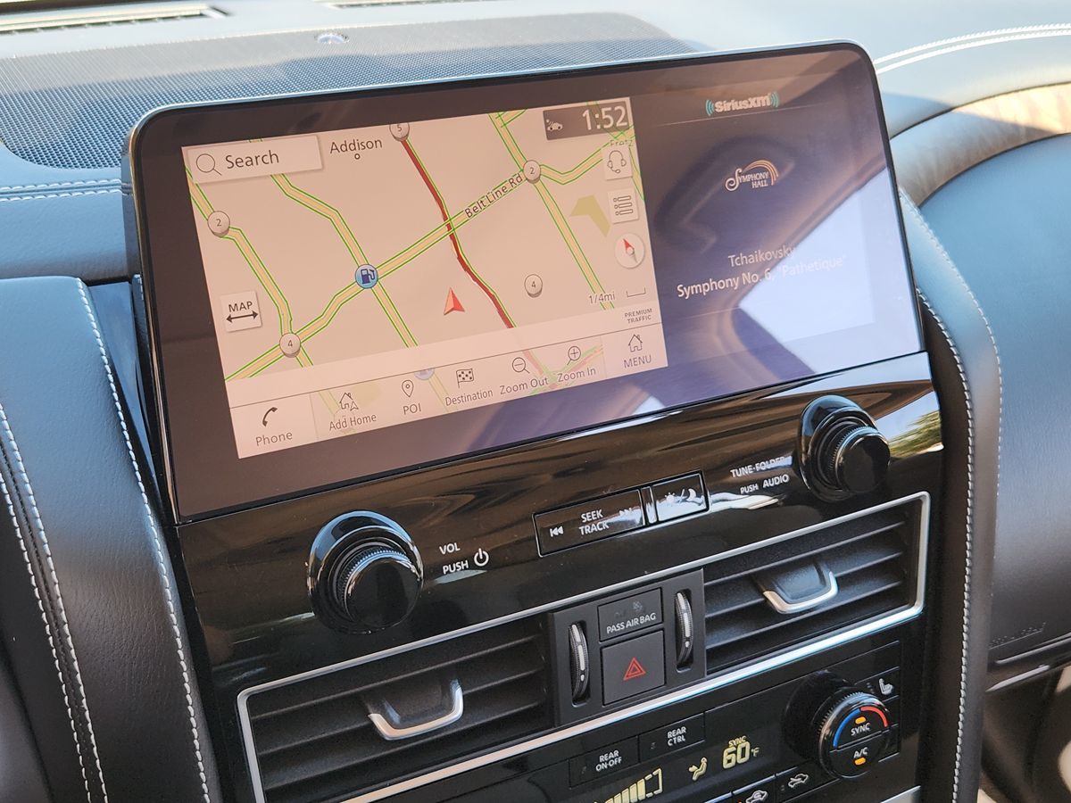 Infiniti QX80 photo 38