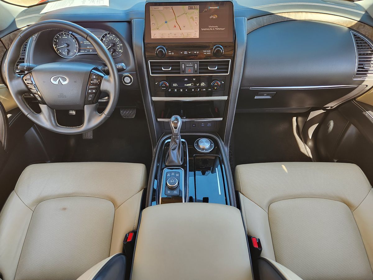 Infiniti QX80 photo 50
