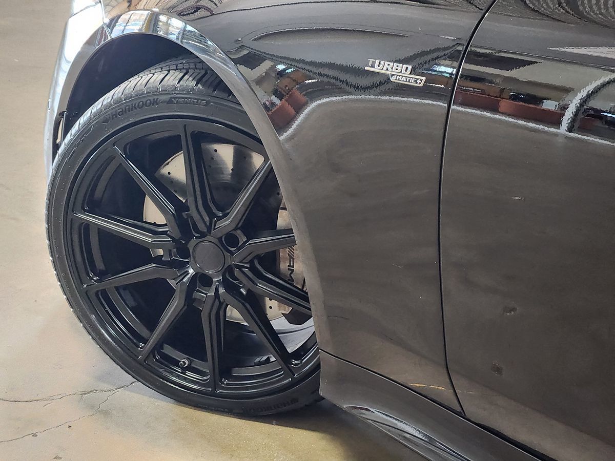 Mercedes-Benz CLS photo 23