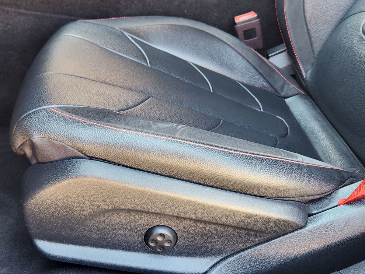 Mercedes-Benz CLS photo 46