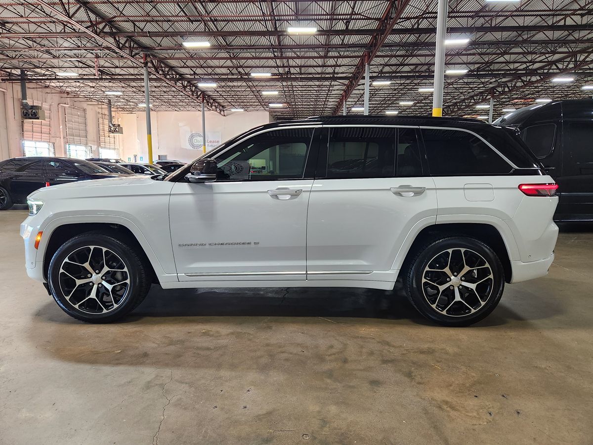Jeep Grand Cherokee photo 7
