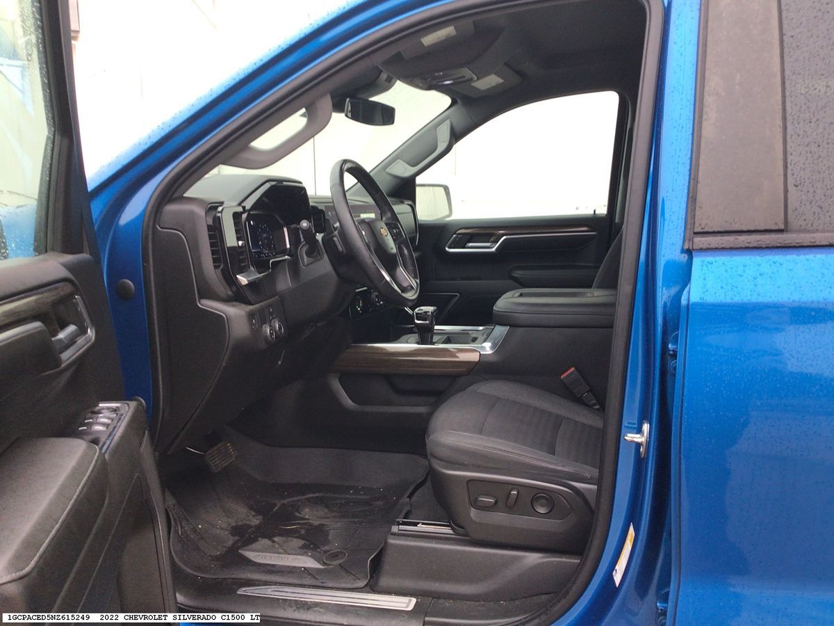 Chevrolet Silverado photo 8