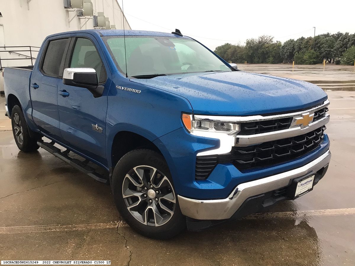 Chevrolet Silverado photo 4