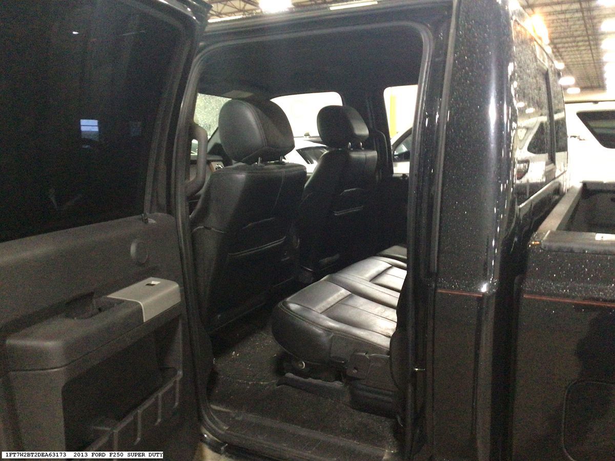 Ford F-250 photo 9
