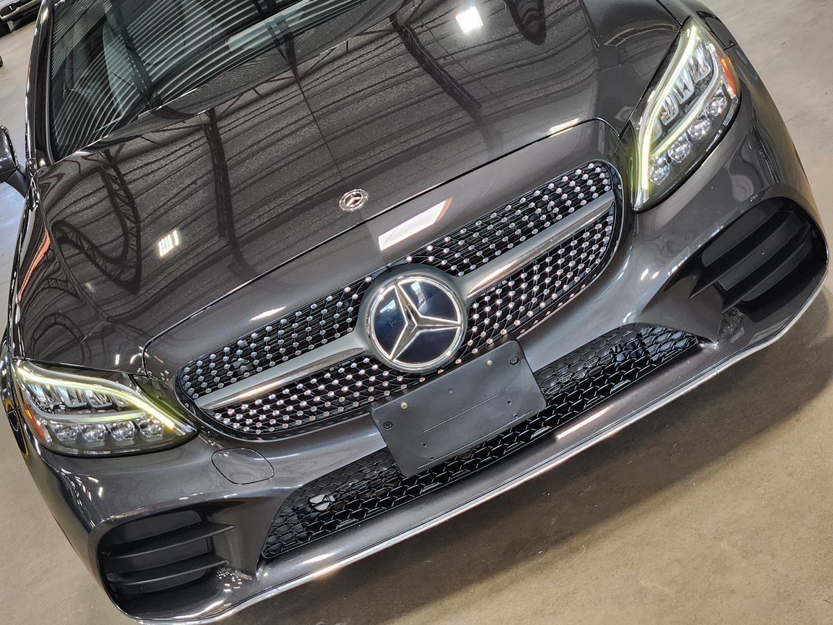 Mercedes-Benz C300 photo 19