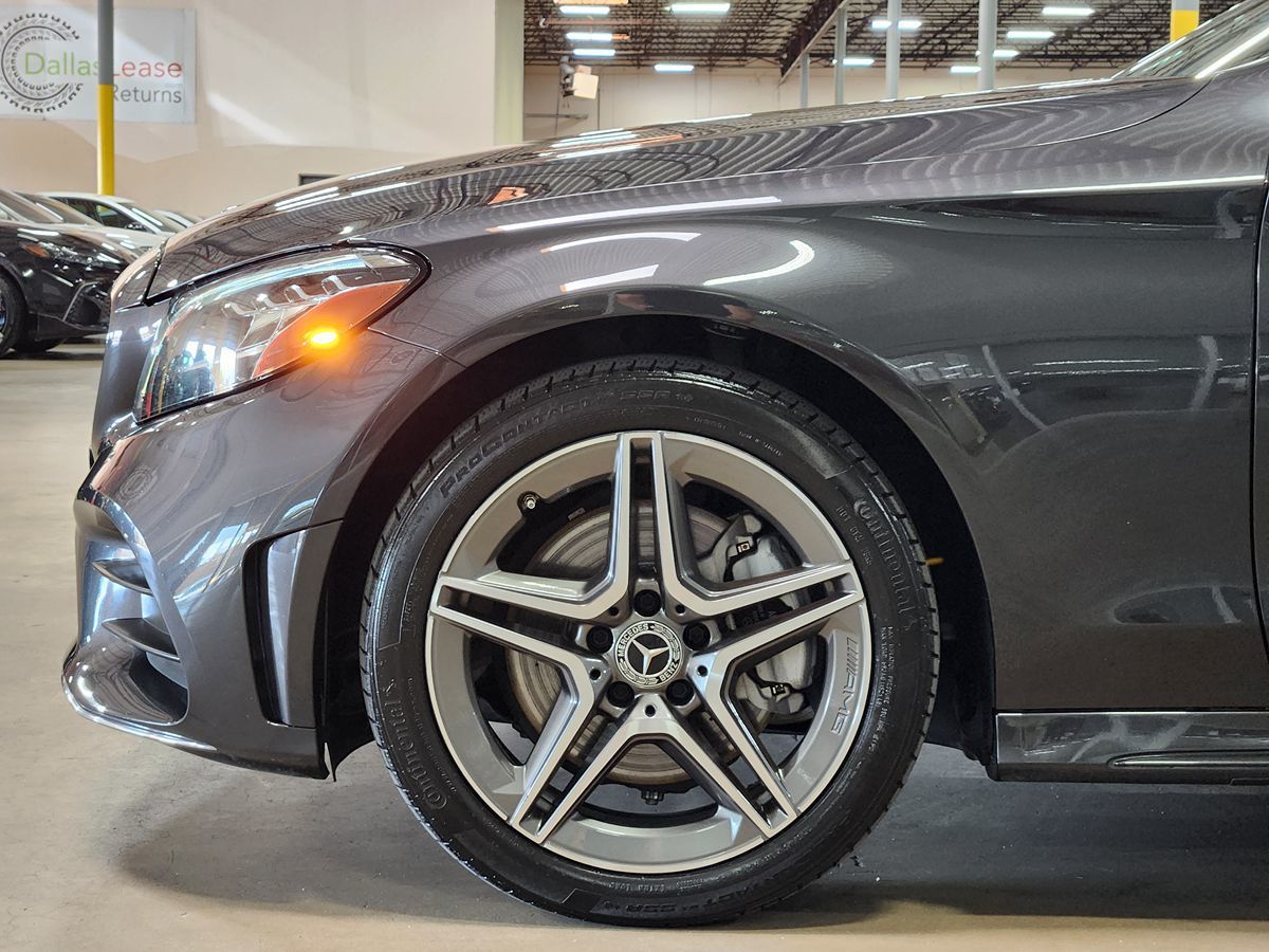 Mercedes-Benz C300 photo 5