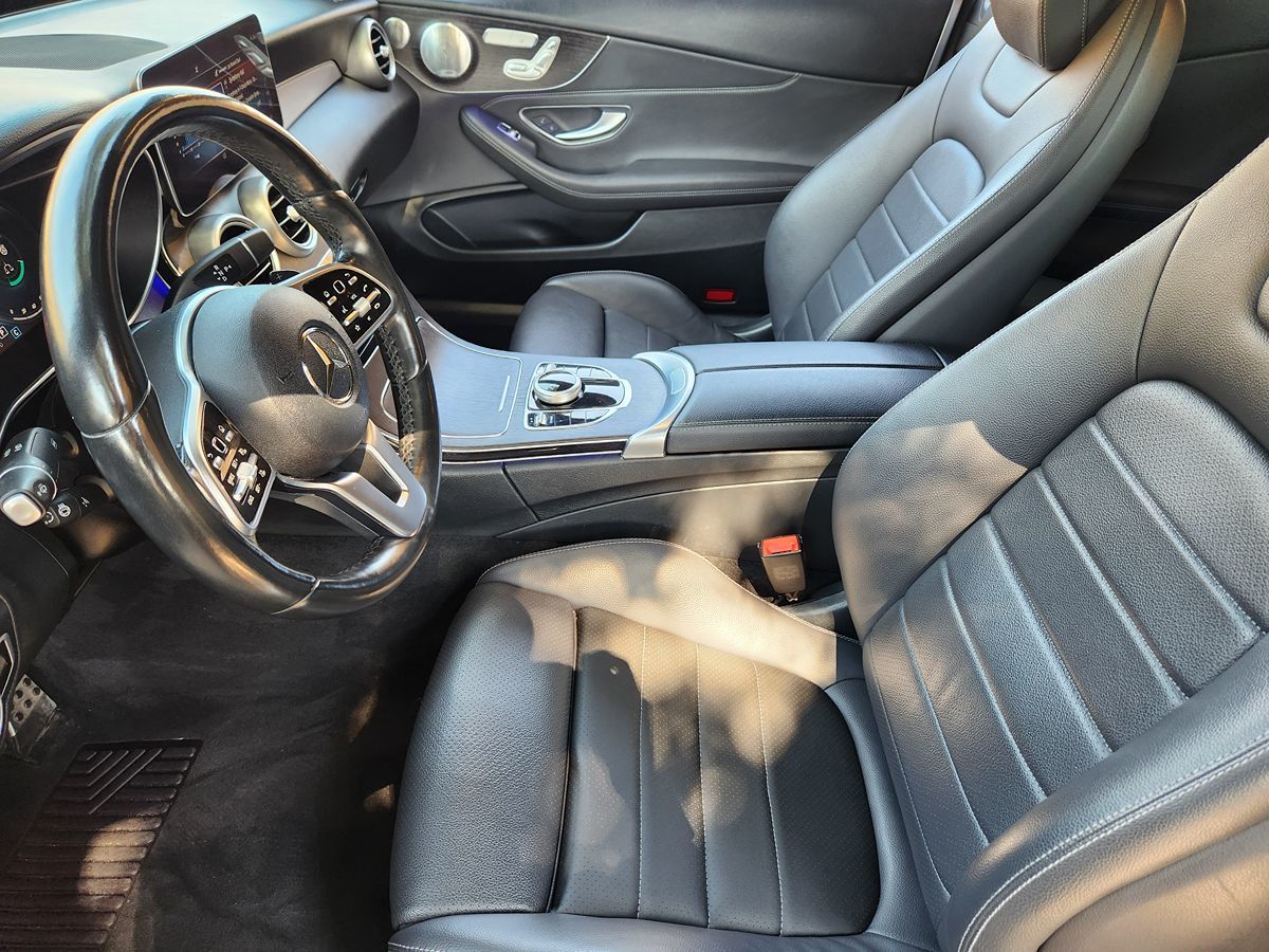 Mercedes-Benz C300 photo 31