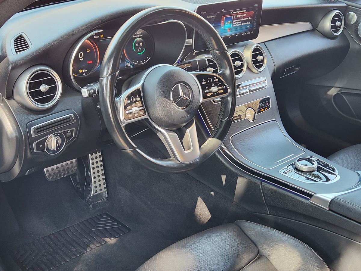 Mercedes-Benz C300 photo 48