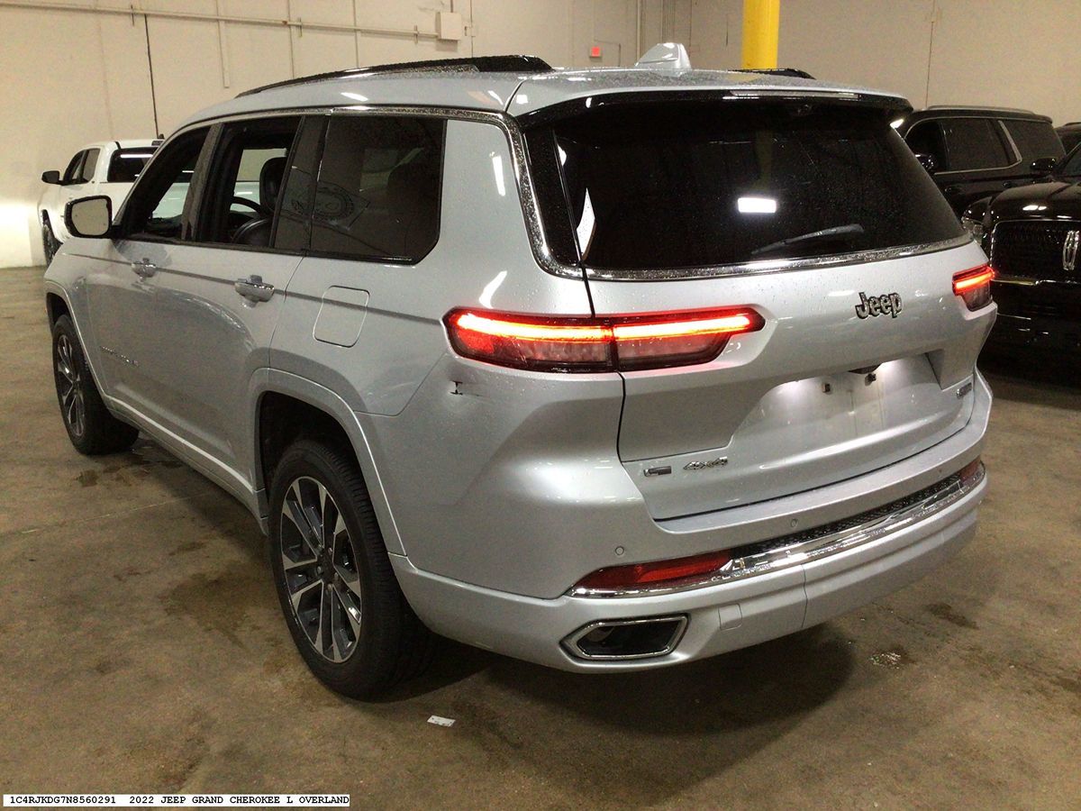 Jeep Grand Cherokee L photo 6