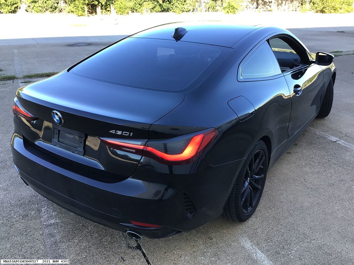 BMW 4 Series photo 4