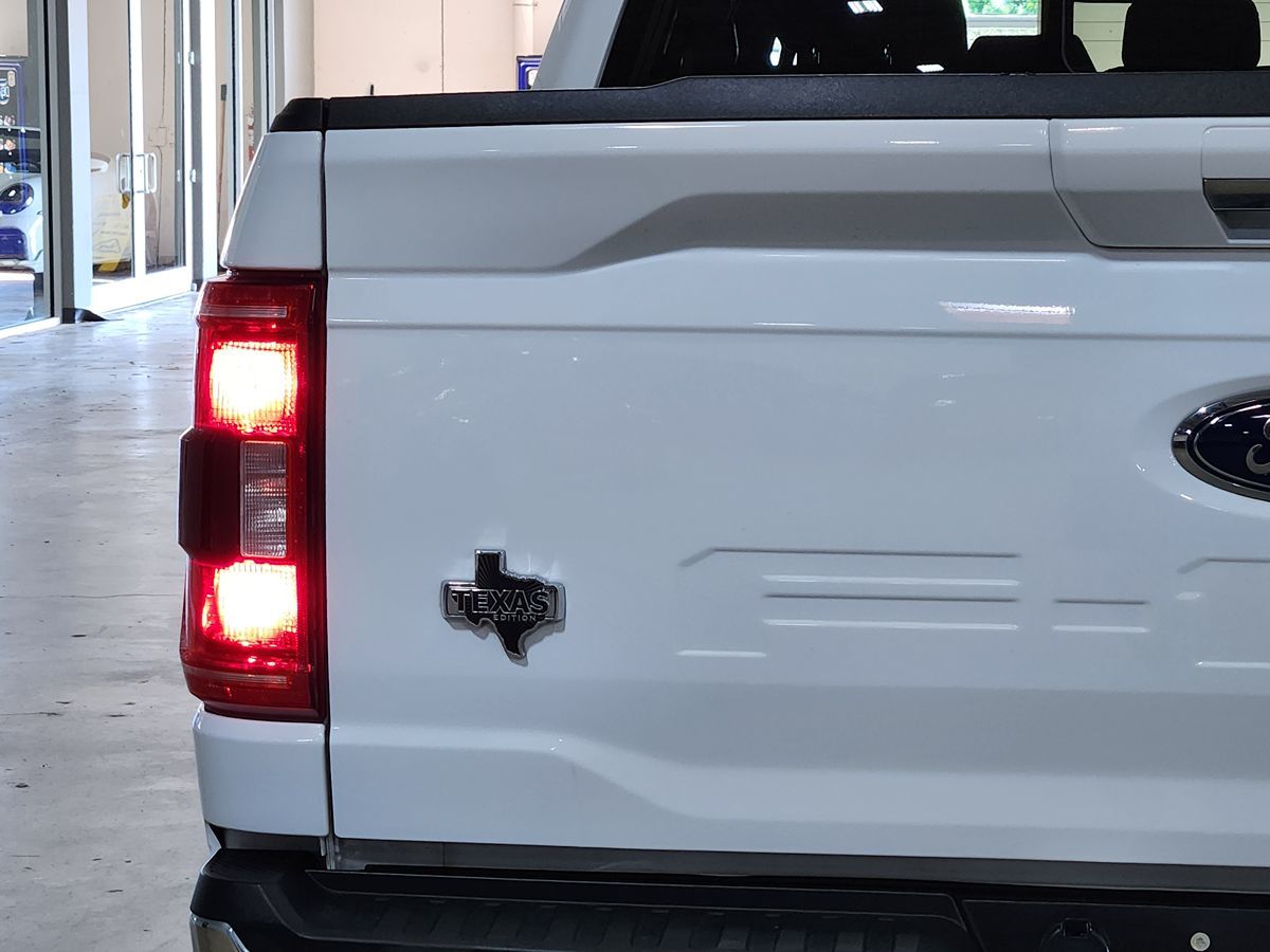 Ford F-150 photo 19