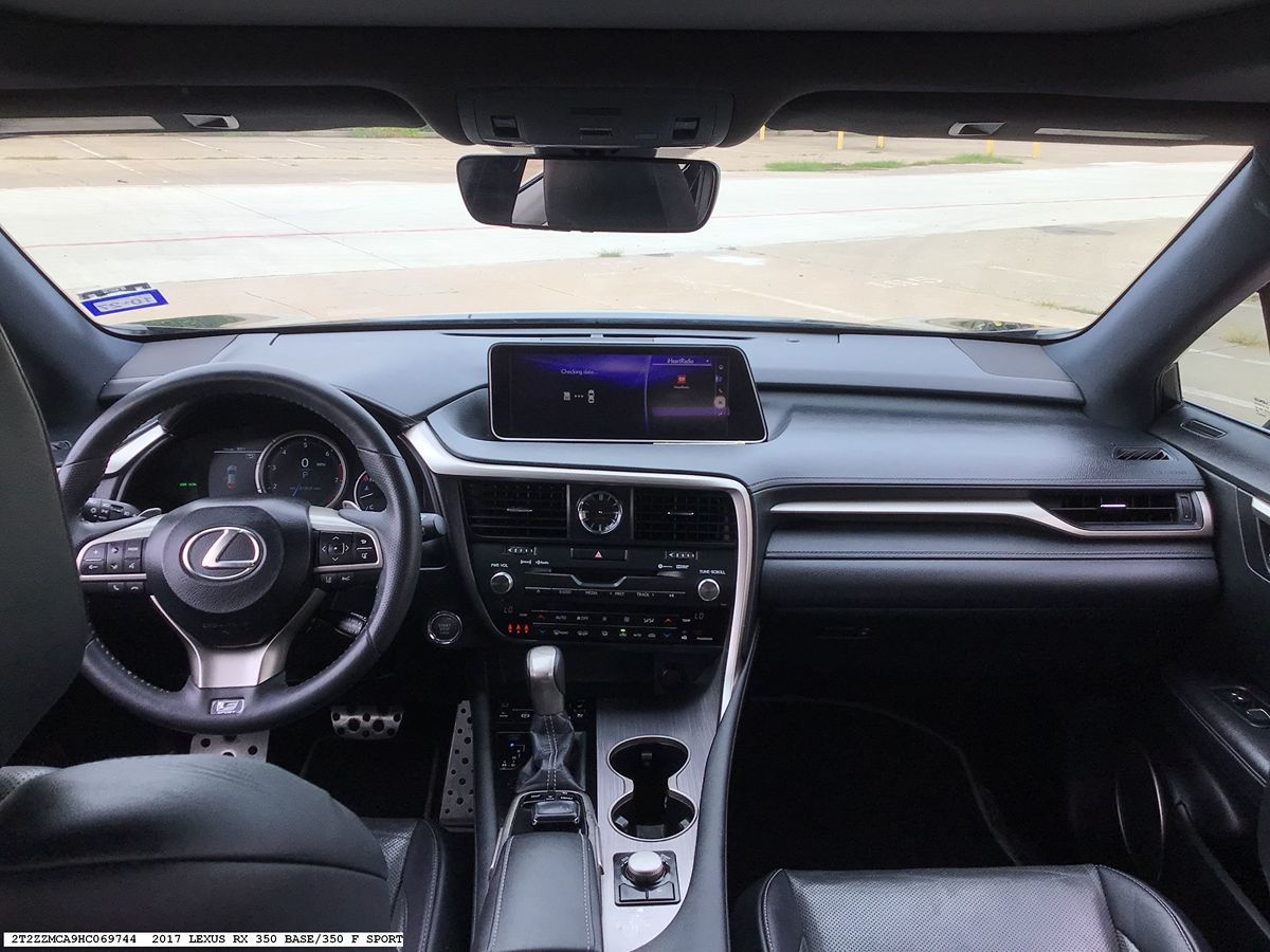 Lexus RX photo 12