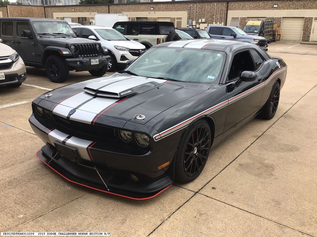 Dodge Challenger photo 24