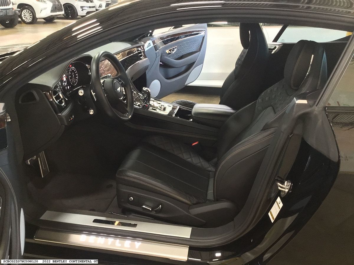 Bentley Continental photo 7
