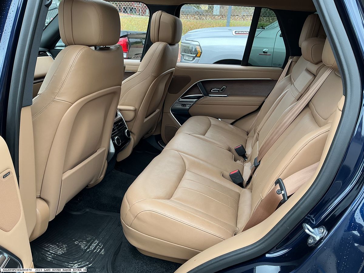 Land Rover Range Rover photo 8