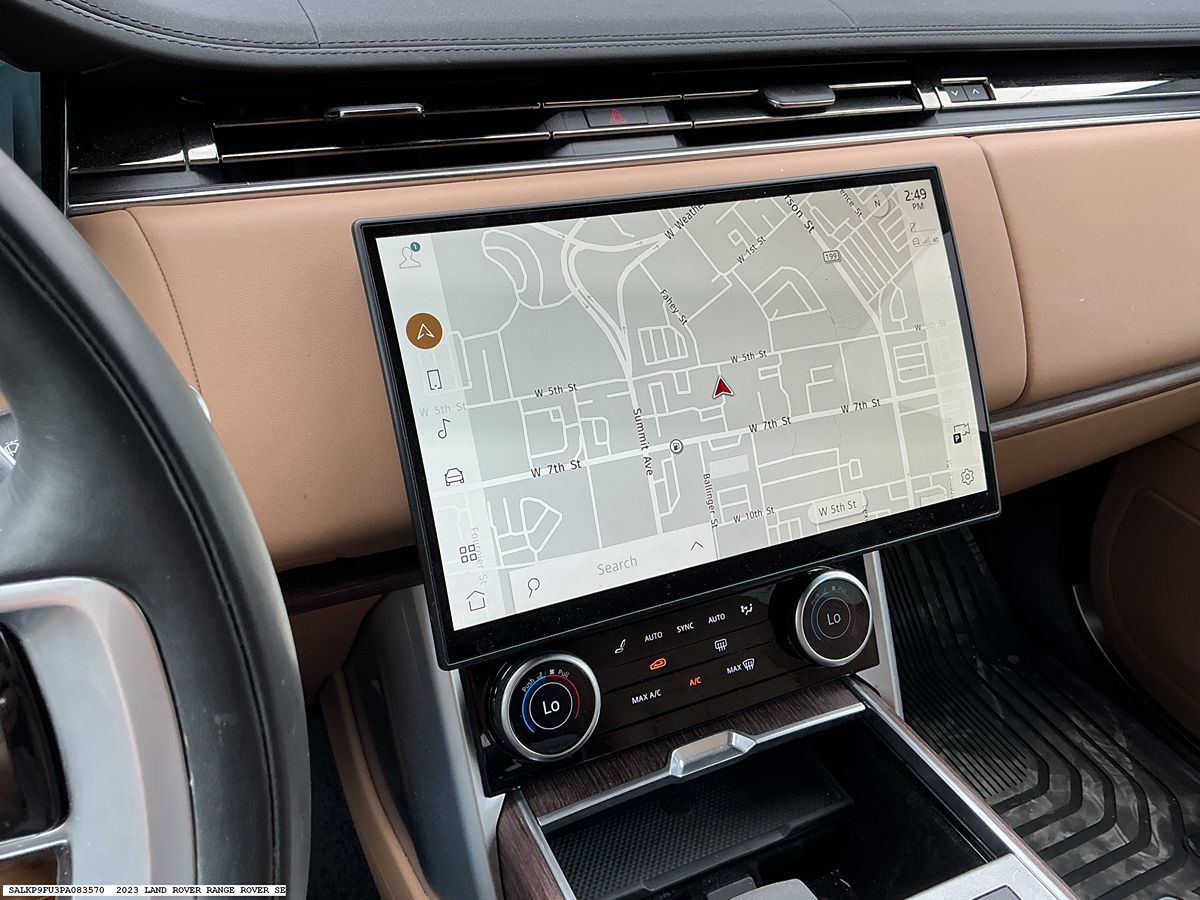 Land Rover Range Rover photo 13