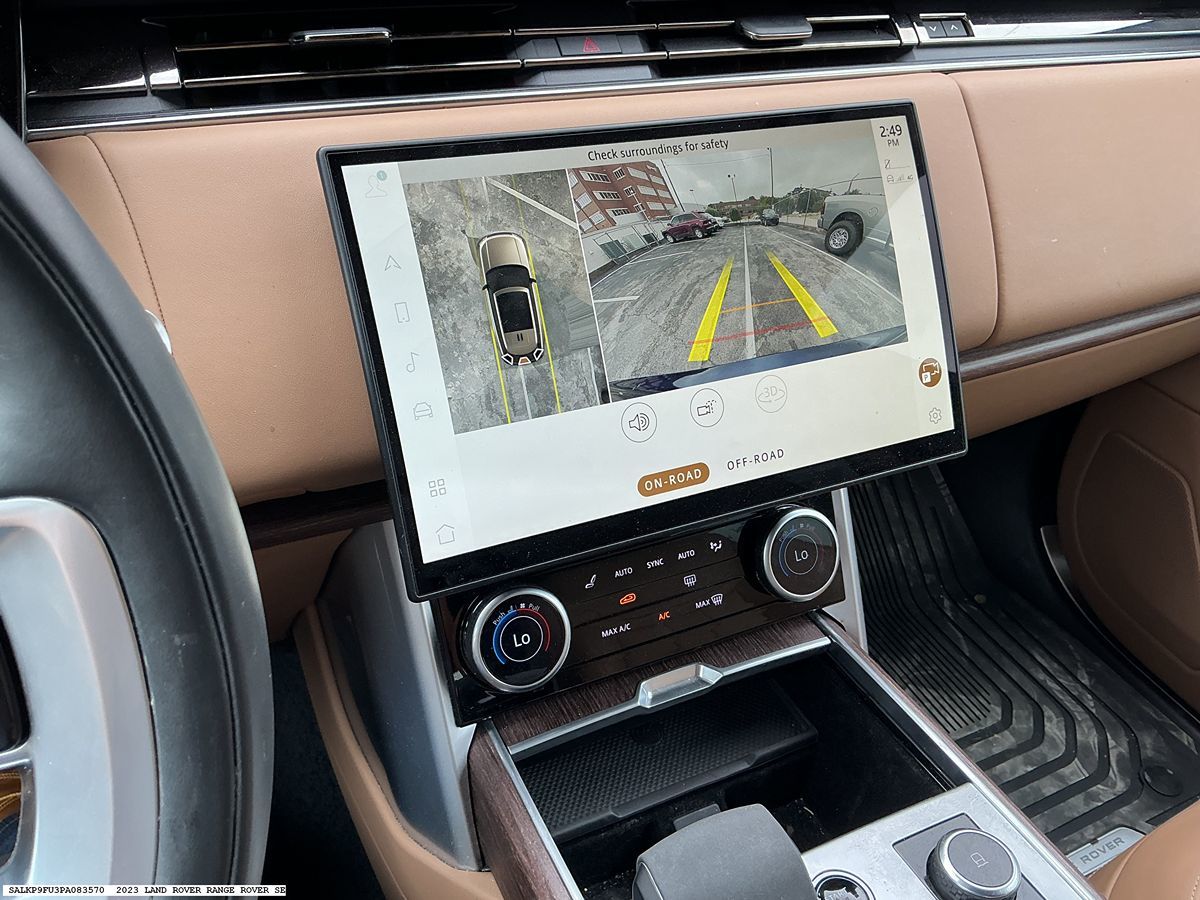 Land Rover Range Rover photo 15