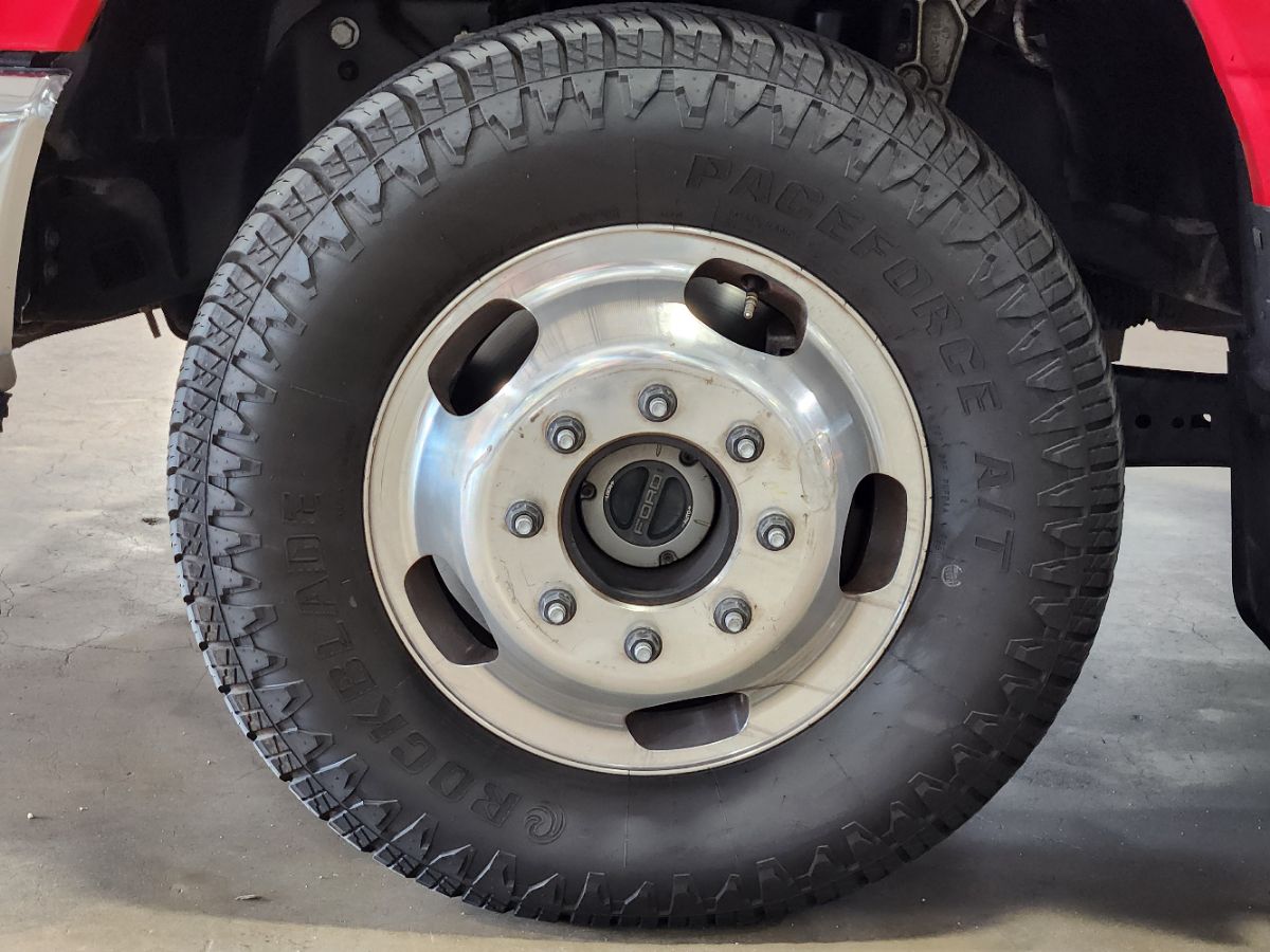 Ford F-350 photo 26