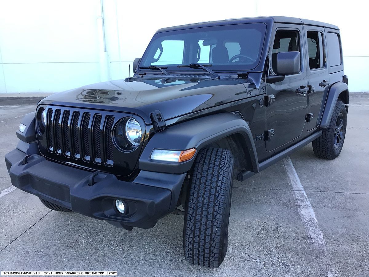 Jeep Wrangler photo 24
