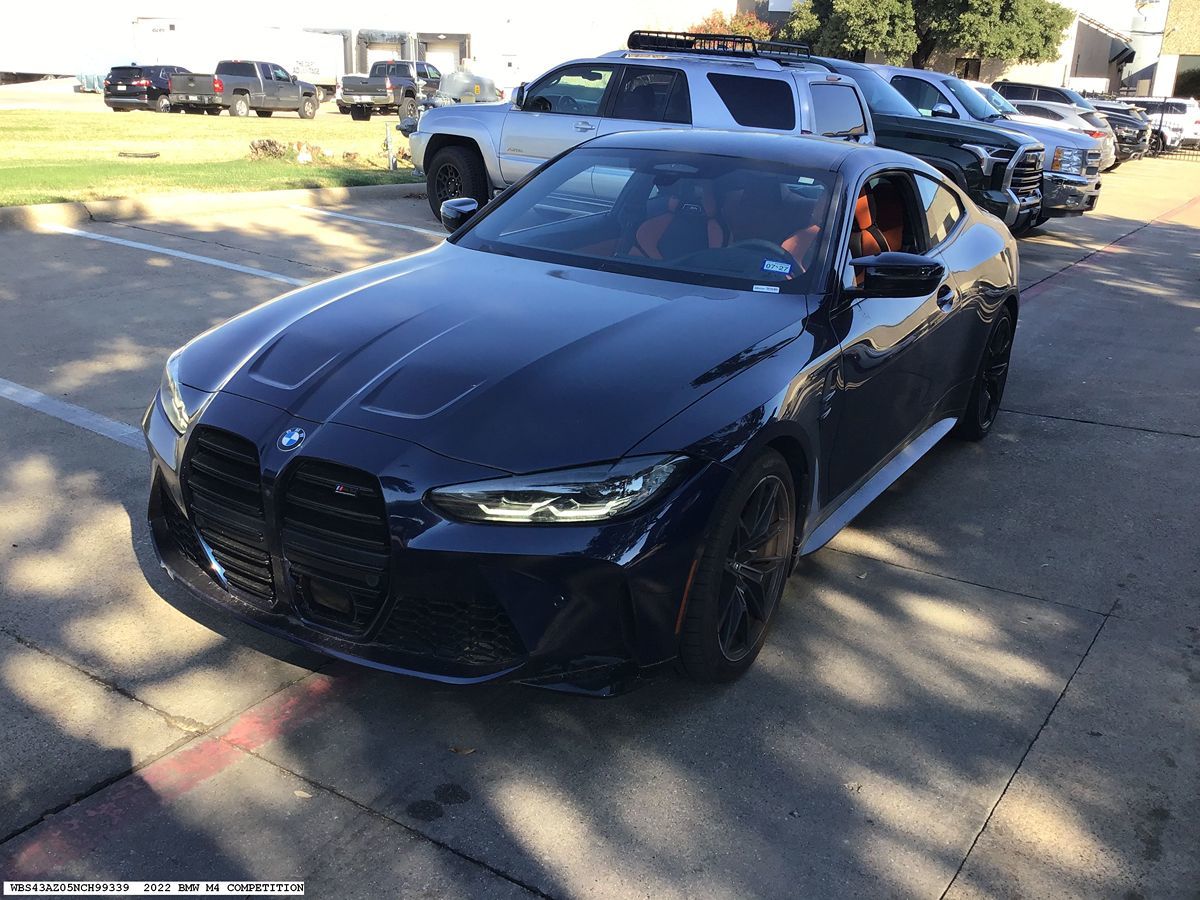 BMW M4 photo 24