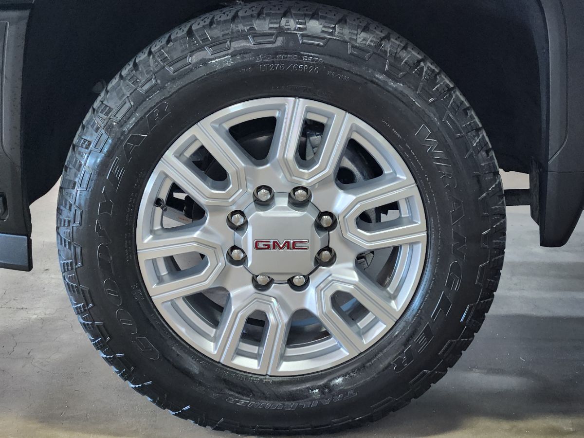 GMC Sierra photo 29
