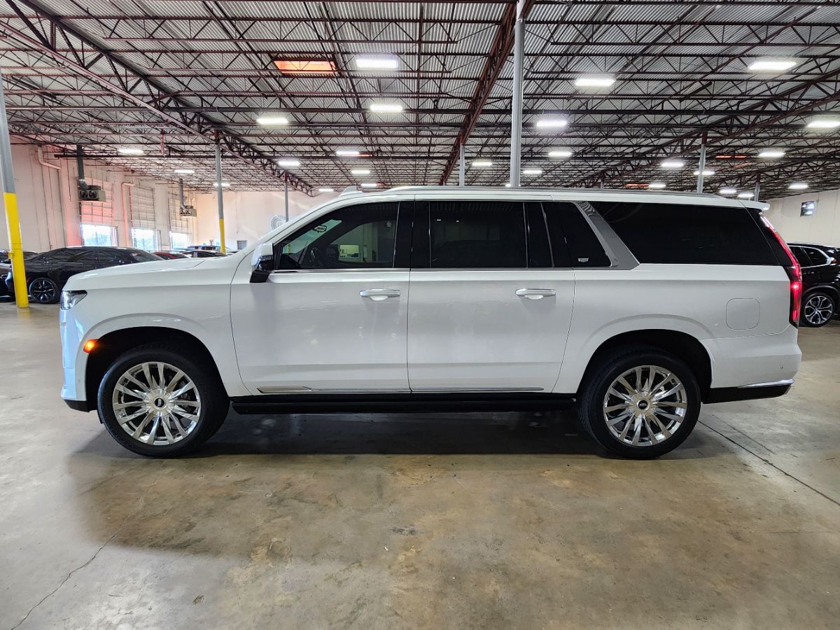 Cadillac Escalade ESV photo 6