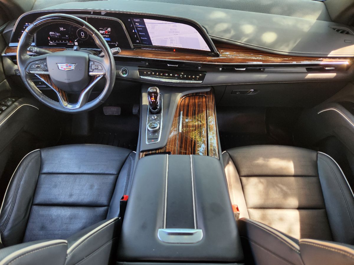 Cadillac Escalade ESV photo 40