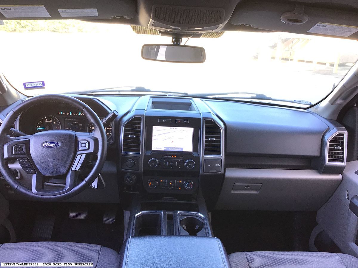 Ford F-150 photo 12