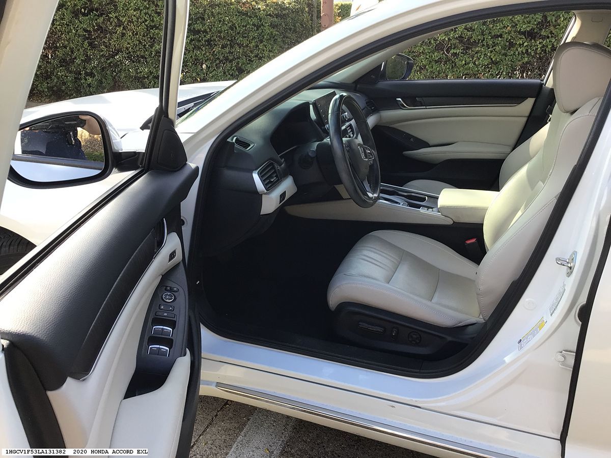 Honda Accord photo 8