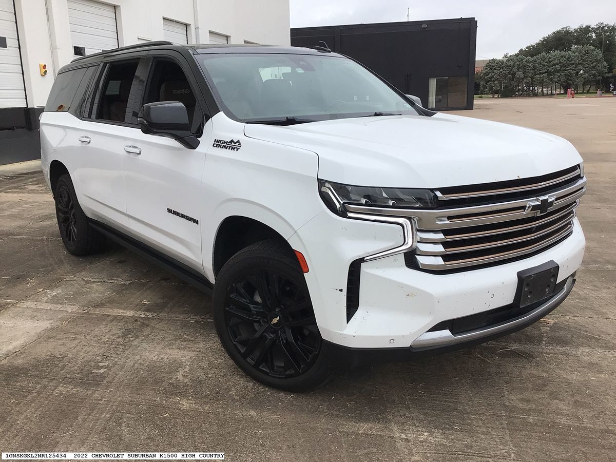 Chevrolet Suburban photo 4