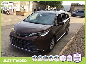 2023 Toyota Sienna Limited