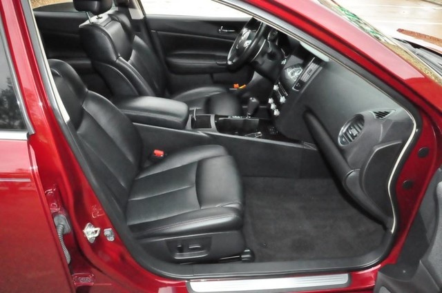 Sold 2013 Nissan Maxima 3.5 SV w/Premium Pkg in Dallas