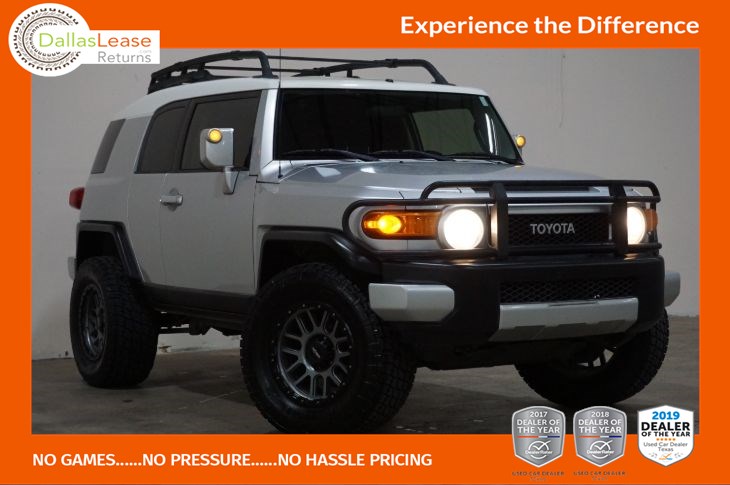 Sold 2008 Toyota FJ Cruiser in Dallas