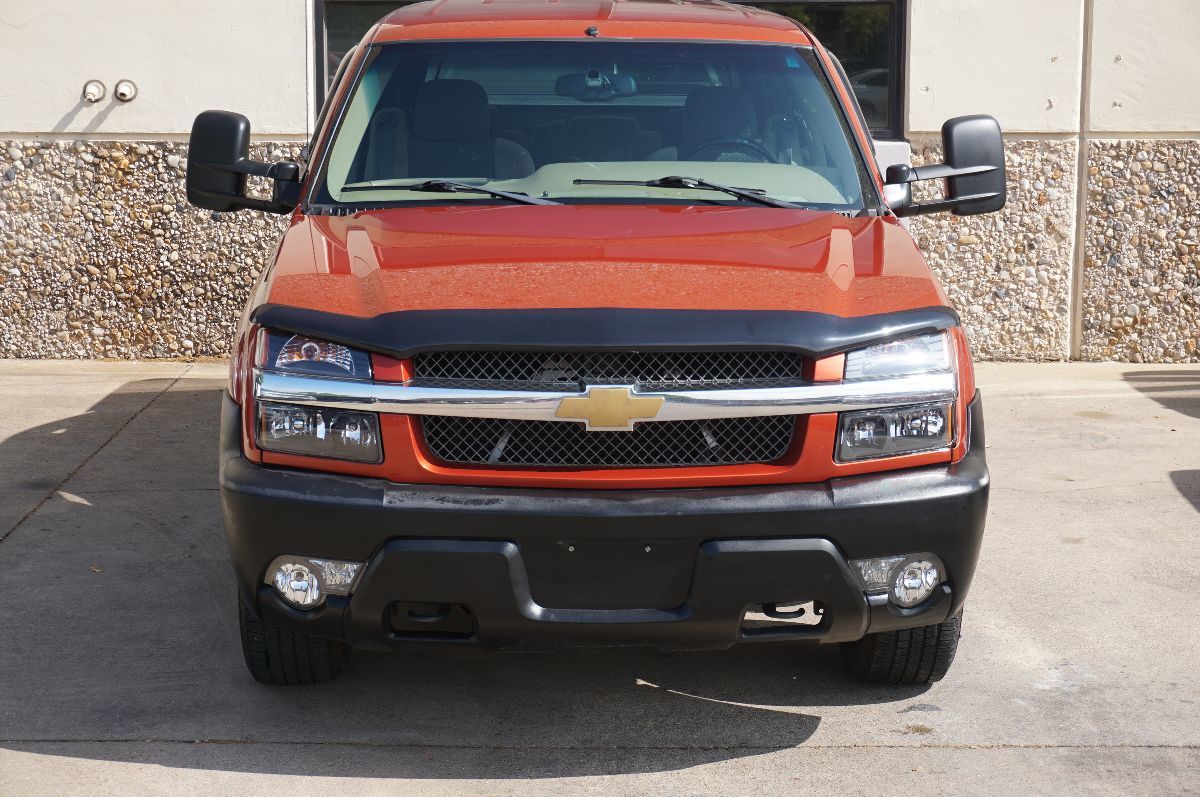 Sold 2003 Chevrolet Avalanche in Dallas