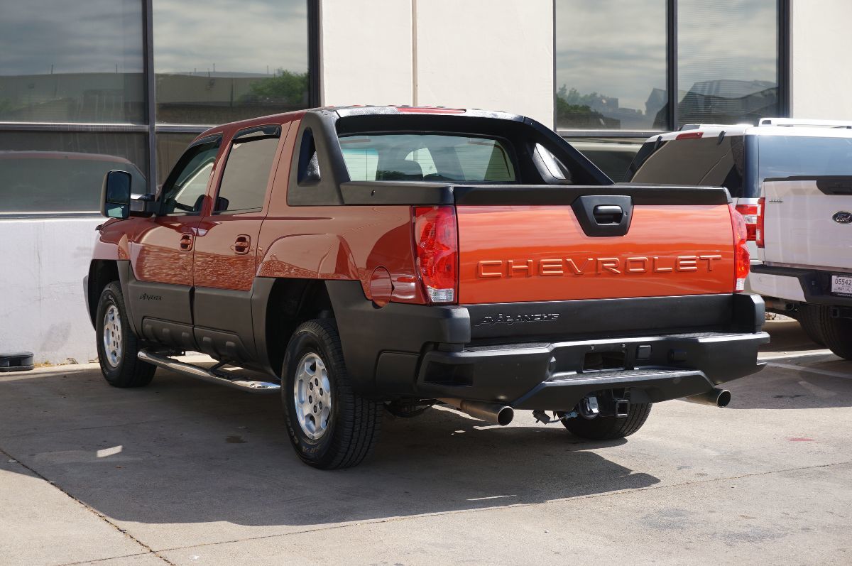 Sold 2003 Chevrolet Avalanche in Dallas