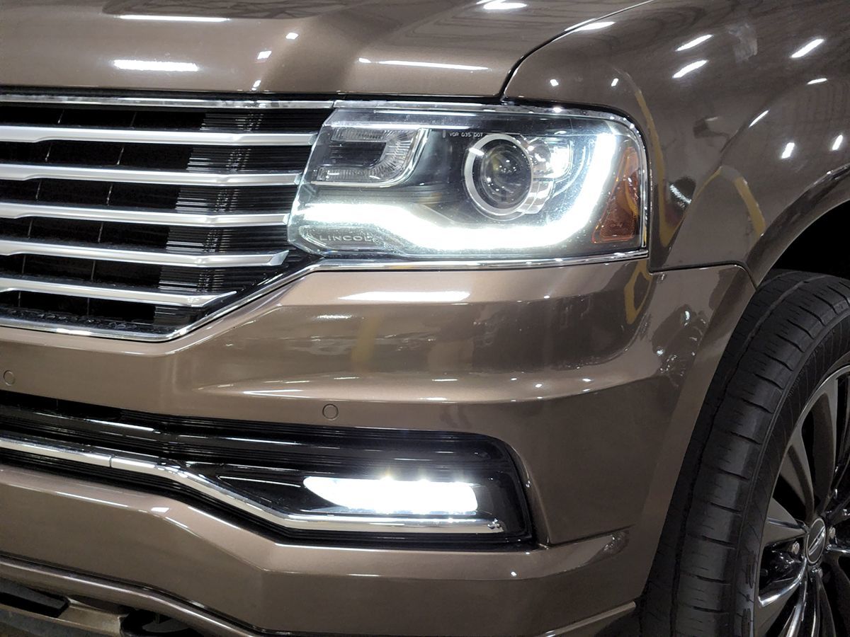 Sold 2015 Lincoln Navigator in Dallas