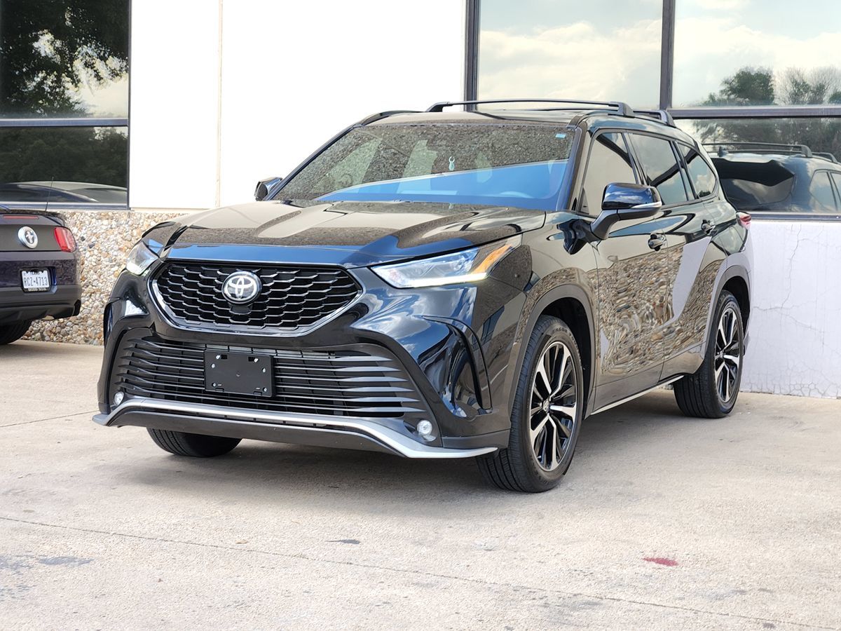 Sold 2021 Toyota Highlander XSE in Dallas