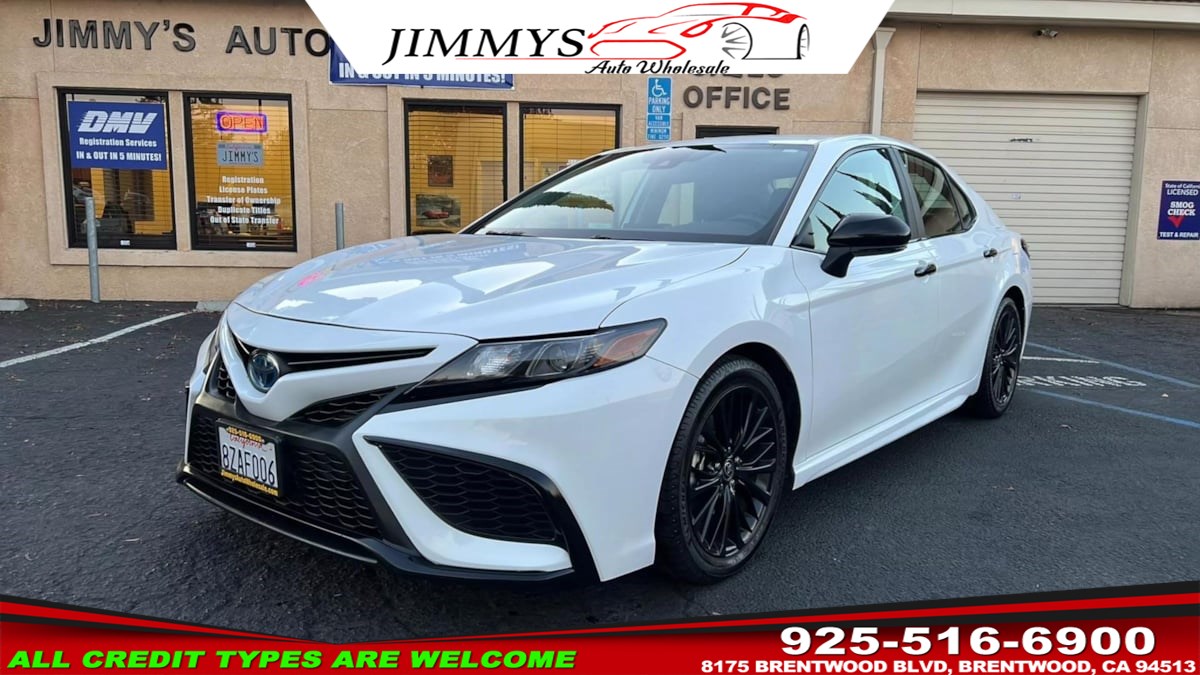 2022 Toyota Camry Hybrid Nightshade