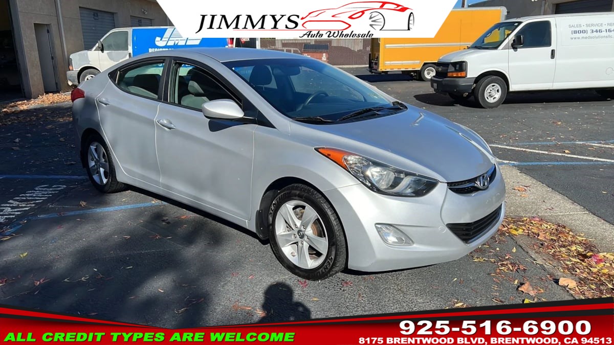 2012 Hyundai Elantra GLS photo 3