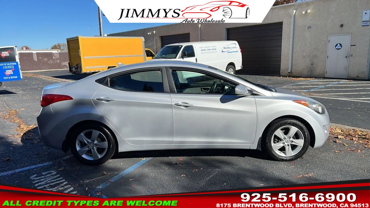 2012 Hyundai Elantra GLS photo 4
