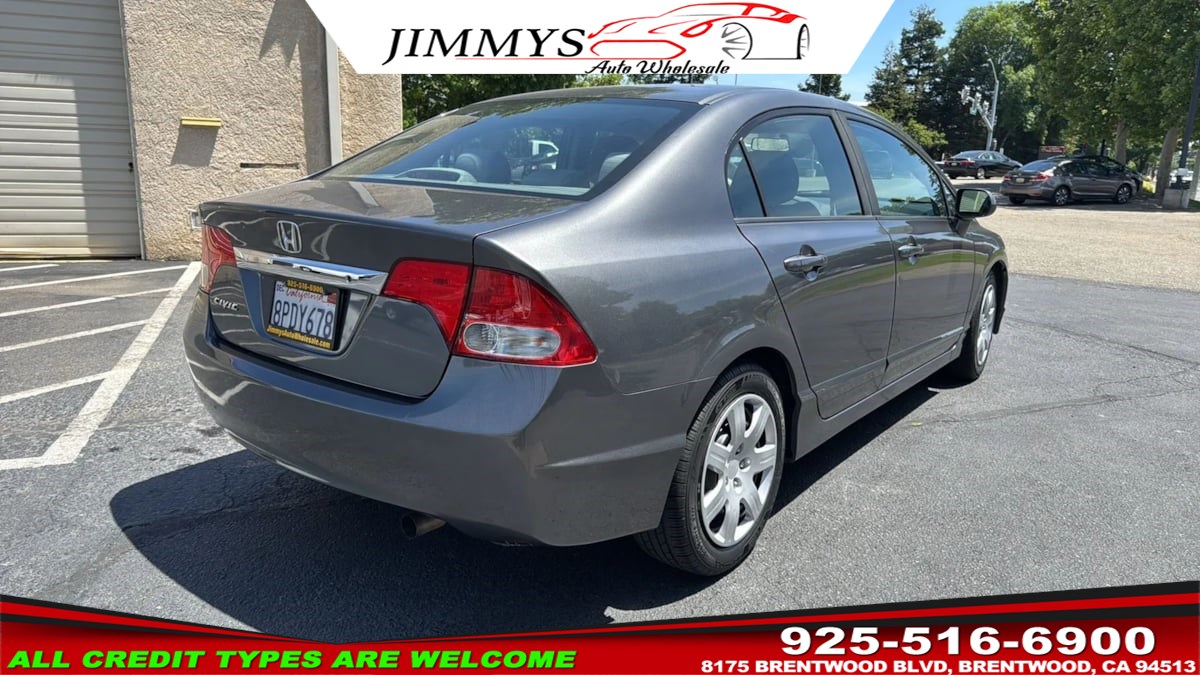 2010 Honda Civic LX - Photo 5