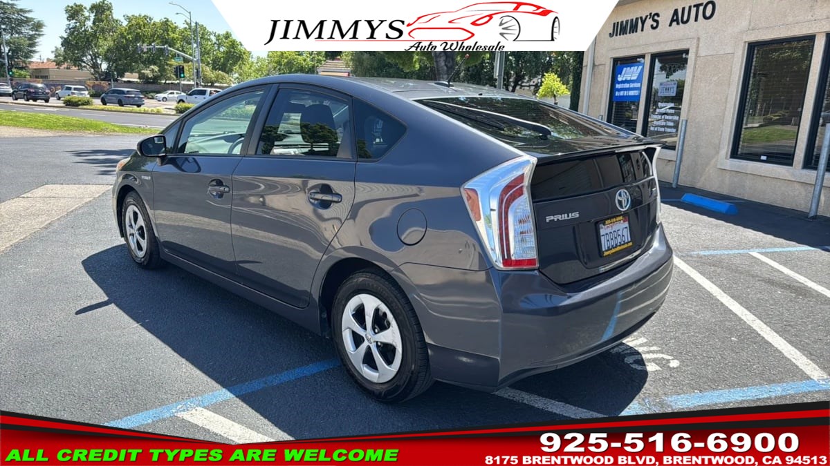 2013 Toyota Prius Four - Photo 8