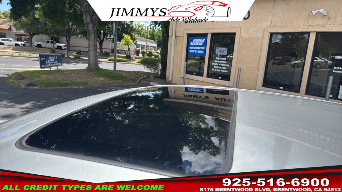 2011 Toyota Camry XLE - Photo 18