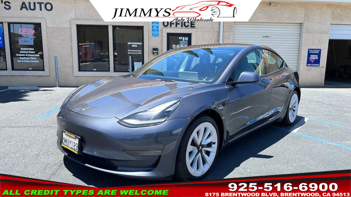 2022 Tesla Model 3 Long Range Dual Motor All-Wheel Drive's photo