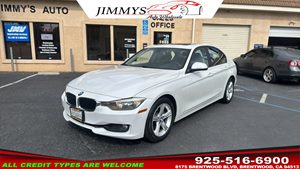 View 2013 BMW 3 Series