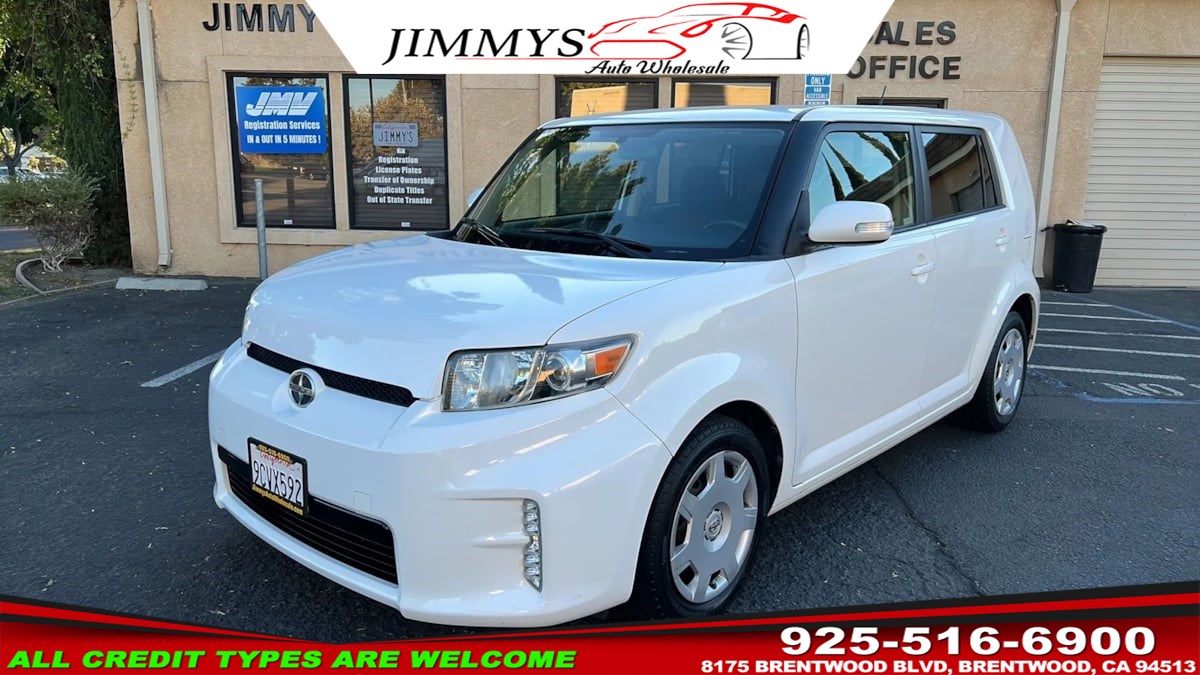 2014 Scion xB 
