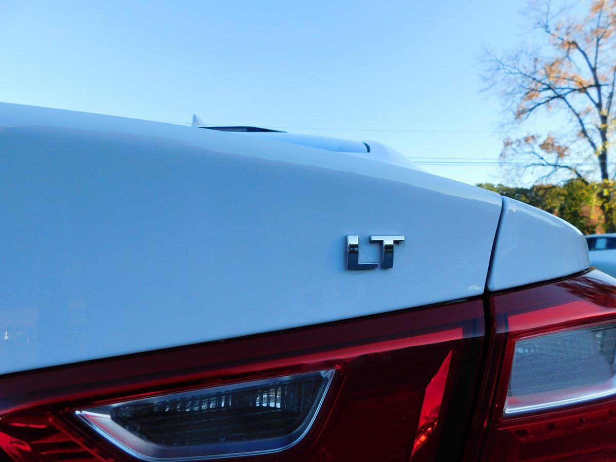 2017 Chevrolet Malibu 1LT - Photo 5